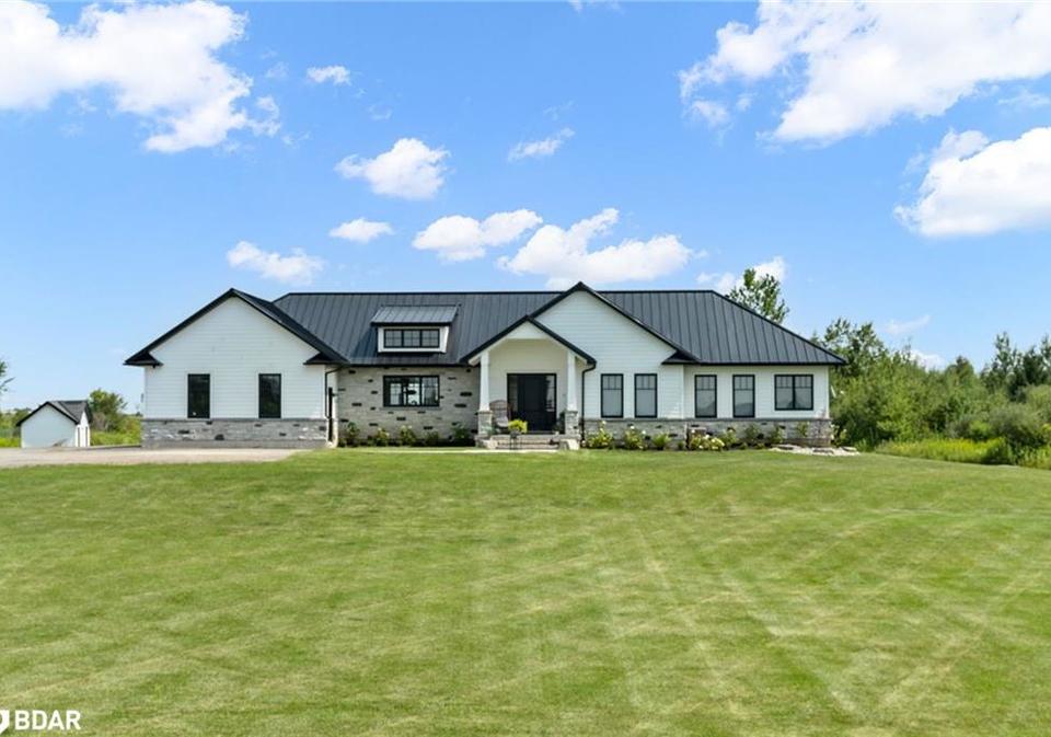 373227-6th-line-line-amaranth-ontario-40731007
