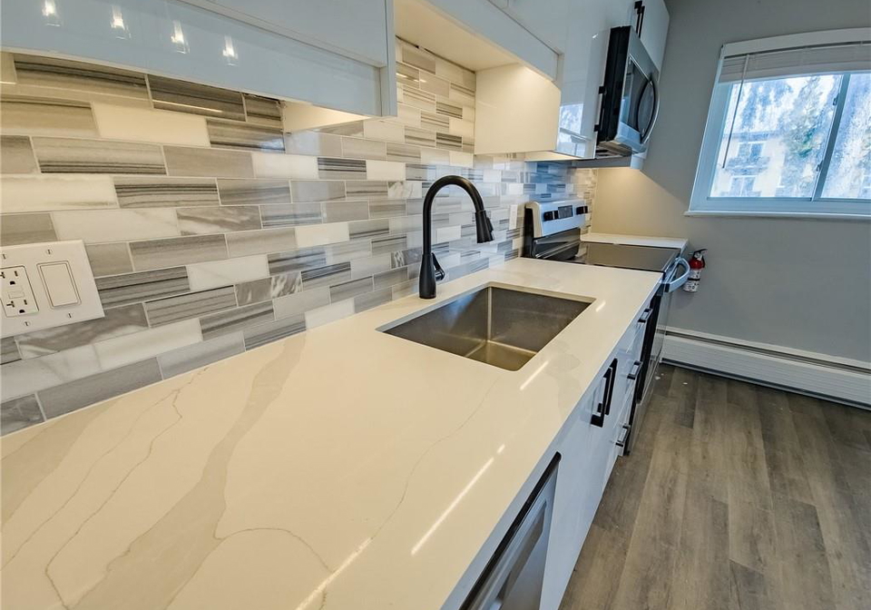 413-hazel-street-waterloo-ontario-40731111