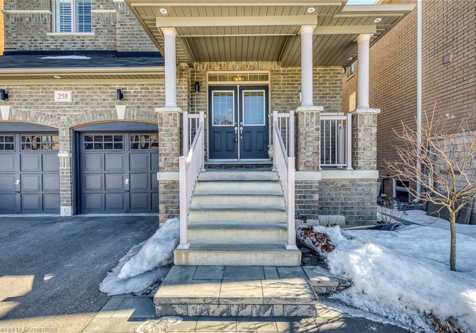258-humphrey-street-waterdown-ontario-40731164