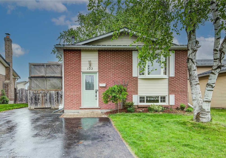 102-sugar-maple-street-kitchener-ontario-40731304