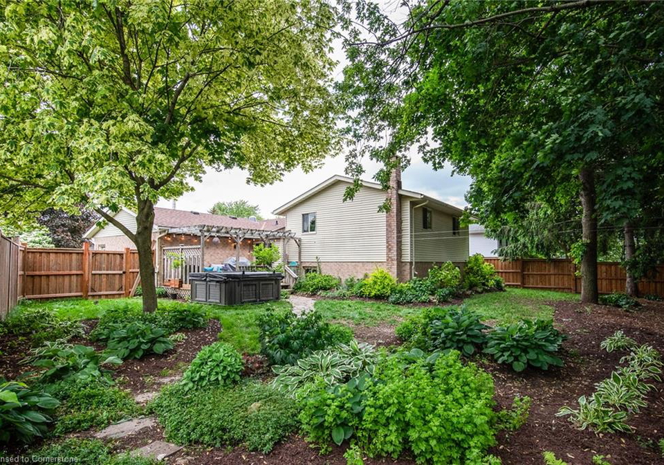 19-eagle-drive-elmira-ontario-40732338
