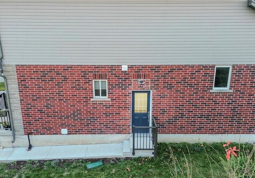 524-st-moritz-avenue-waterloo-ontario-40732428