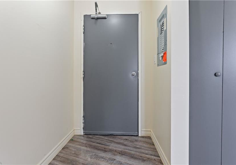 163-market-drive-brantford-ontario-40732557