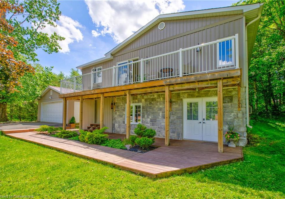 1092-queen-street-new-dundee-ontario-40732809