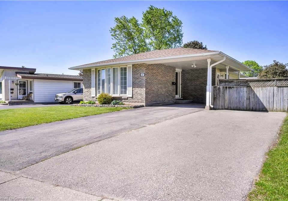 267-kingswood-drive-kitchener-ontario-40732833