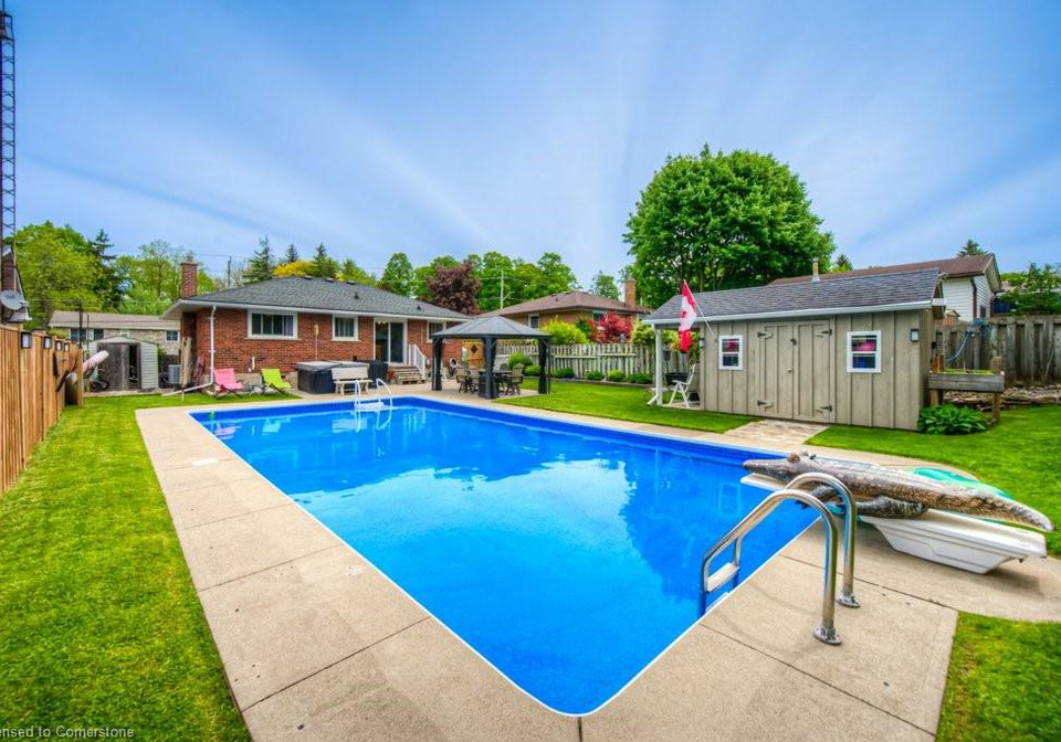 18-renwick-avenue-cambridge-ontario-40733067