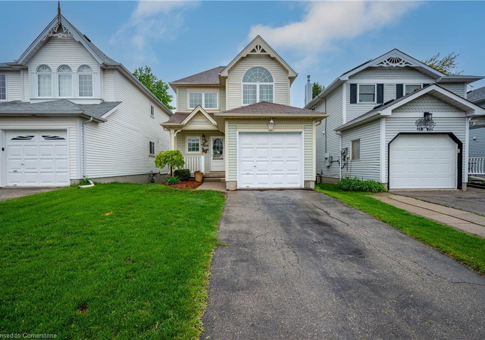 204-auburn-drive-waterloo-ontario-40733096