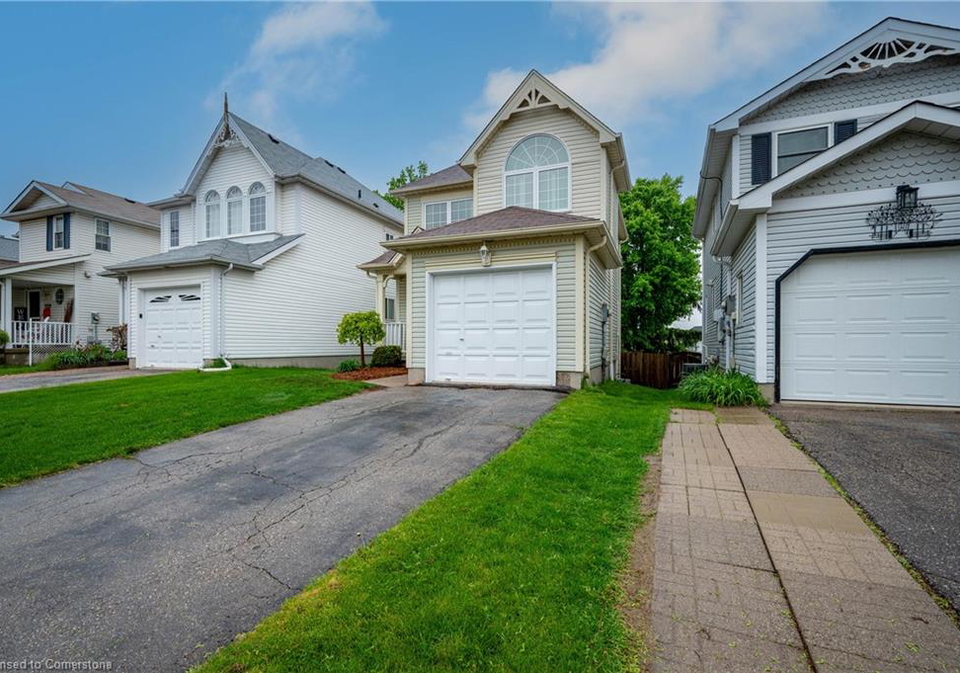 204-auburn-drive-waterloo-ontario-40733096