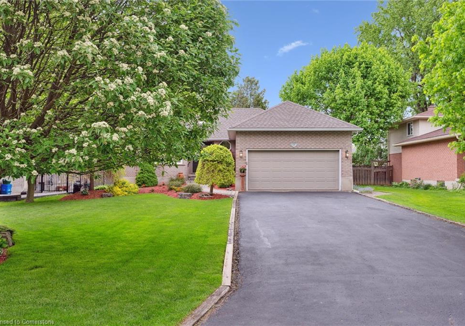 606-rustic-drive-waterloo-ontario-40733112