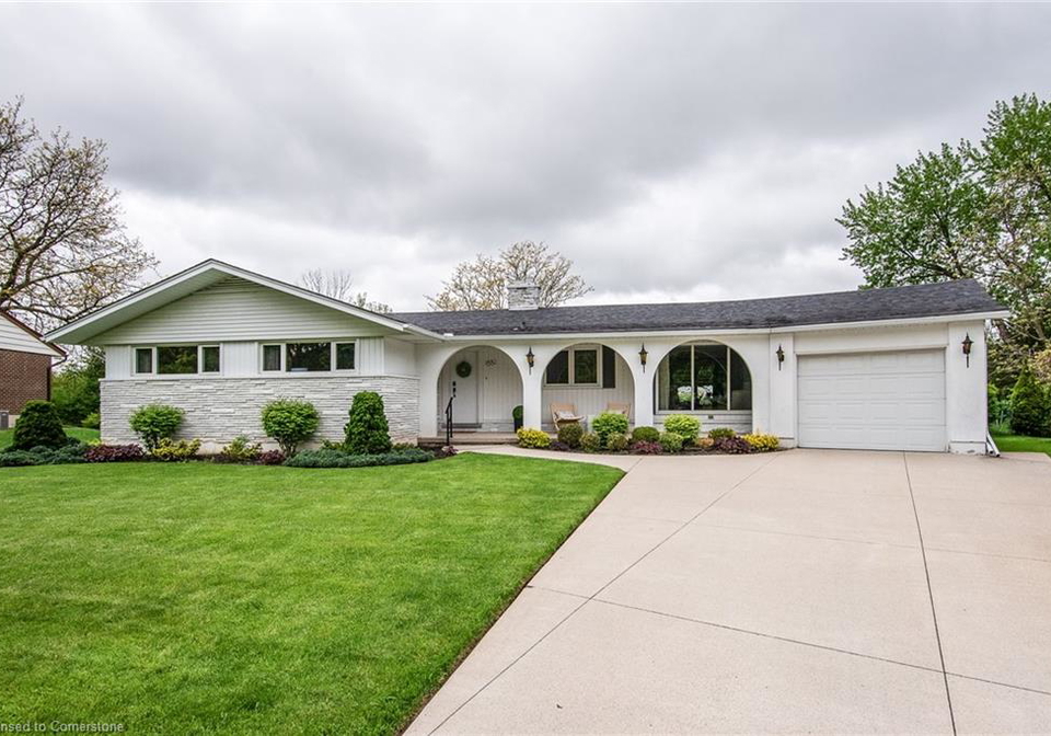 55-evergreen-crescent-kitchener-ontario-40733320