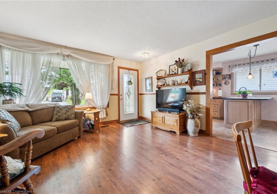 56-blackhorne-crescent-kitchener-ontario-40733405