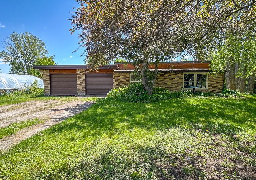 239-hwy-2-princeton-ontario-40733447