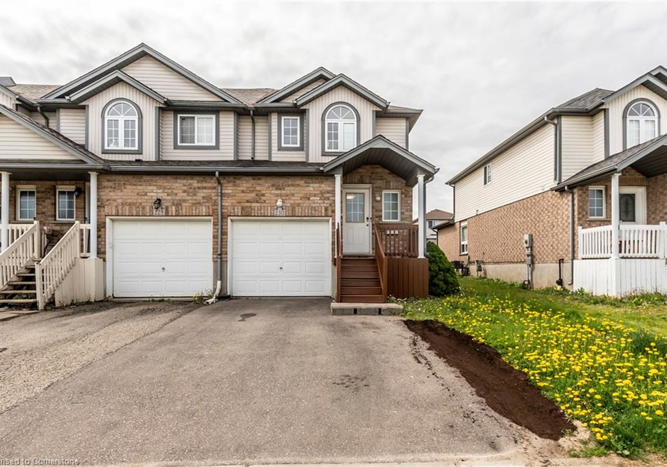 230-activa-avenue-kitchener-ontario-40733448