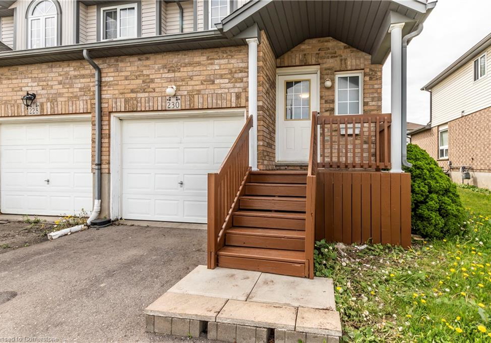 230-activa-avenue-kitchener-ontario-40733448