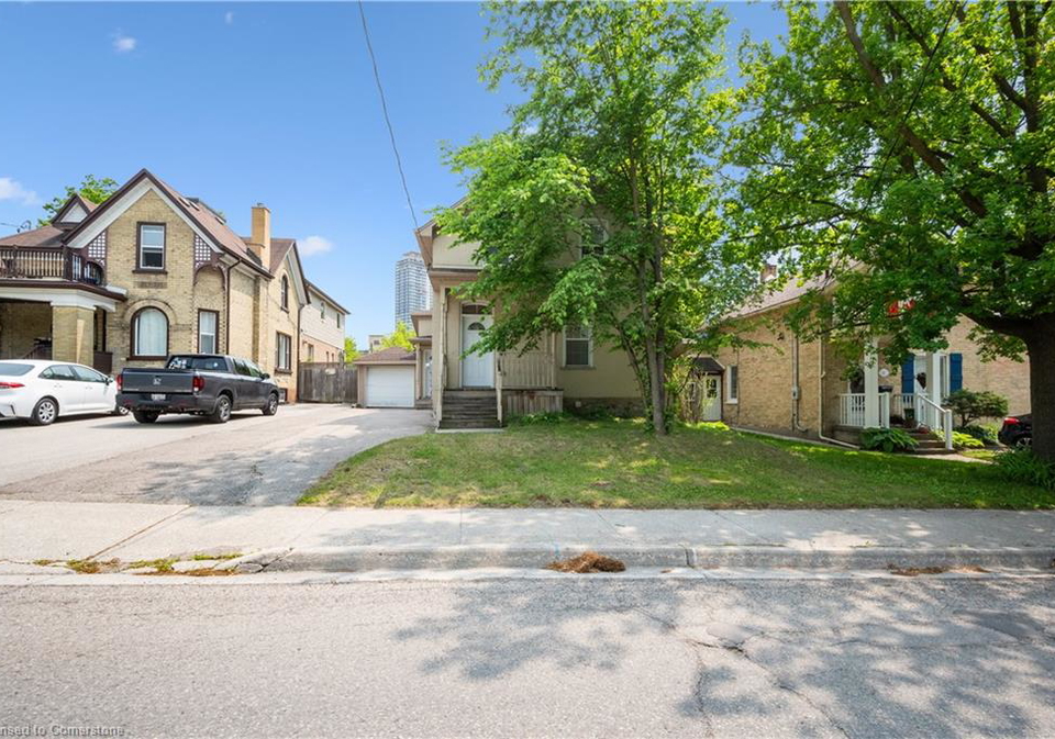 67-wellington-street-n-kitchener-ontario-40733495