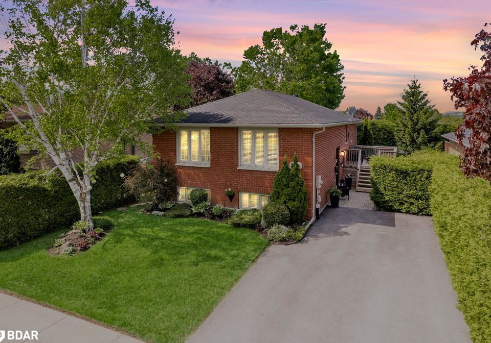 305-park-street-orillia-ontario-40733581