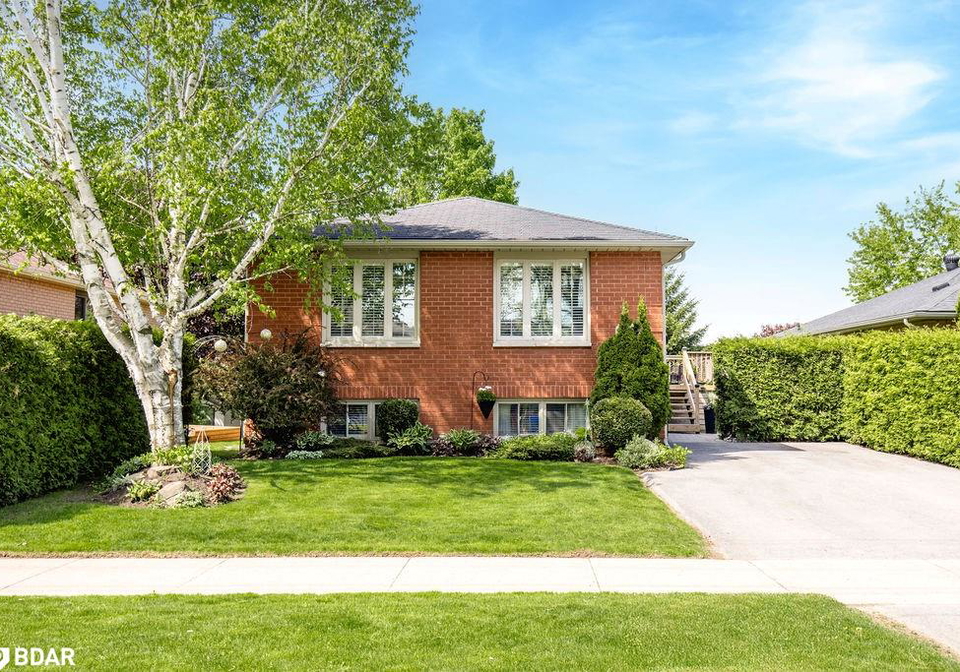305-park-street-orillia-ontario-40733581