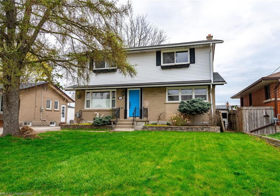 51-grandfield-street-hamilton-ontario-40733640