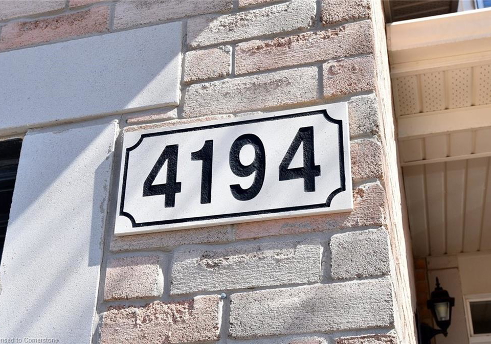 4194-rawlins-common-burlington-ontario-40733672