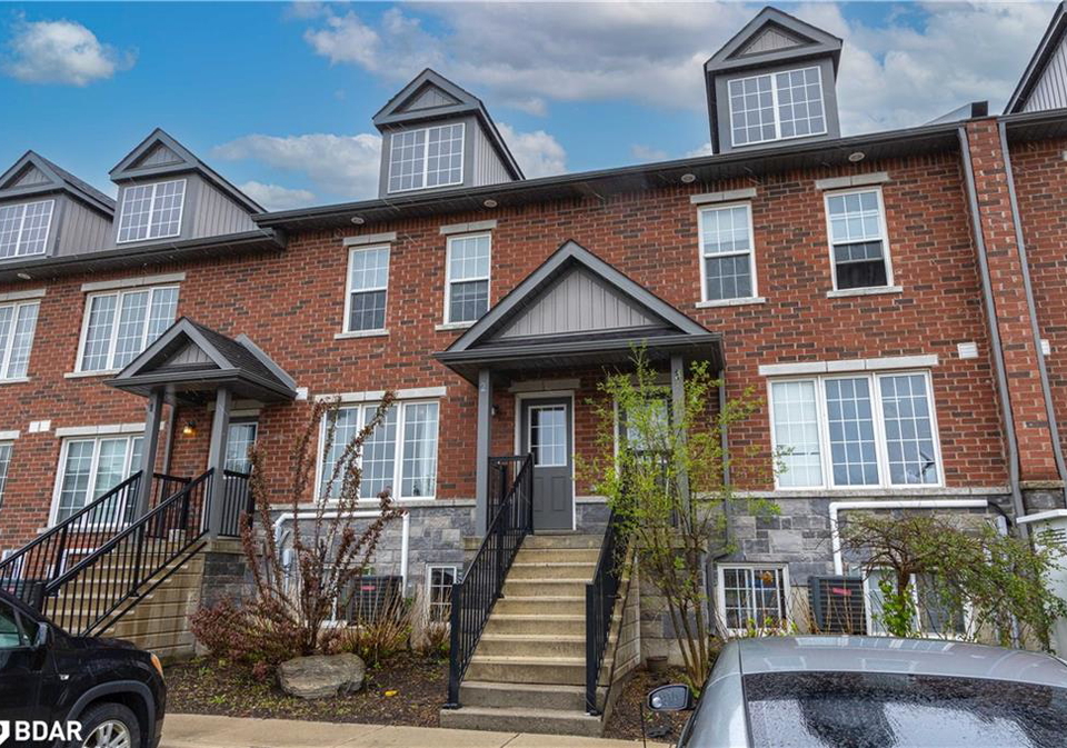 242-penetanguishene-road-barrie-ontario-40733722