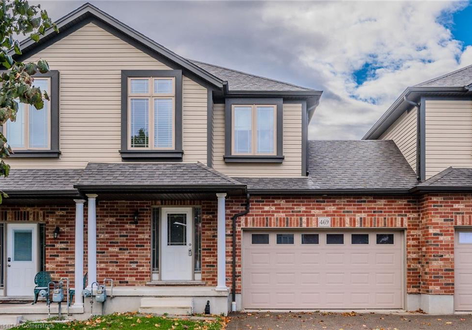469-bronco-crescent-waterloo-ontario-40733773