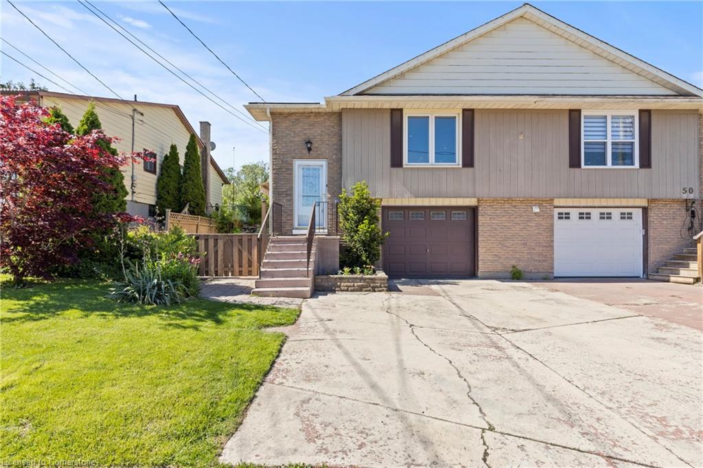 52-burke-street-caledonia-ontario-40733819