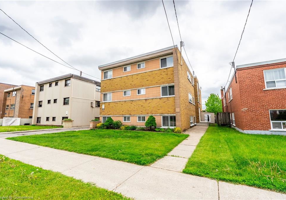 1284-fennell-avenue-e-hamilton-ontario-40733883