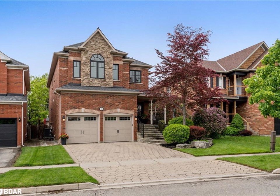 211-eaton-street-georgetown-ontario-40733918