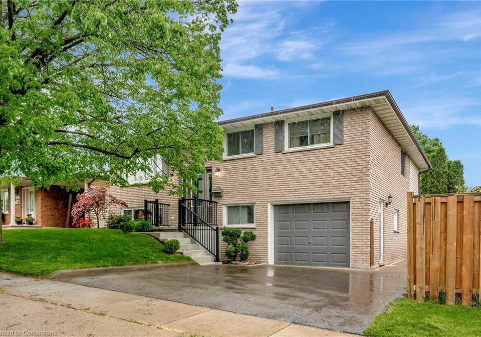 25-grenadier-road-cambridge-ontario-40733968