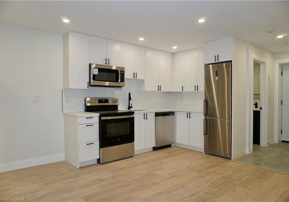 588-barton-street-e-hamilton-ontario-40734114