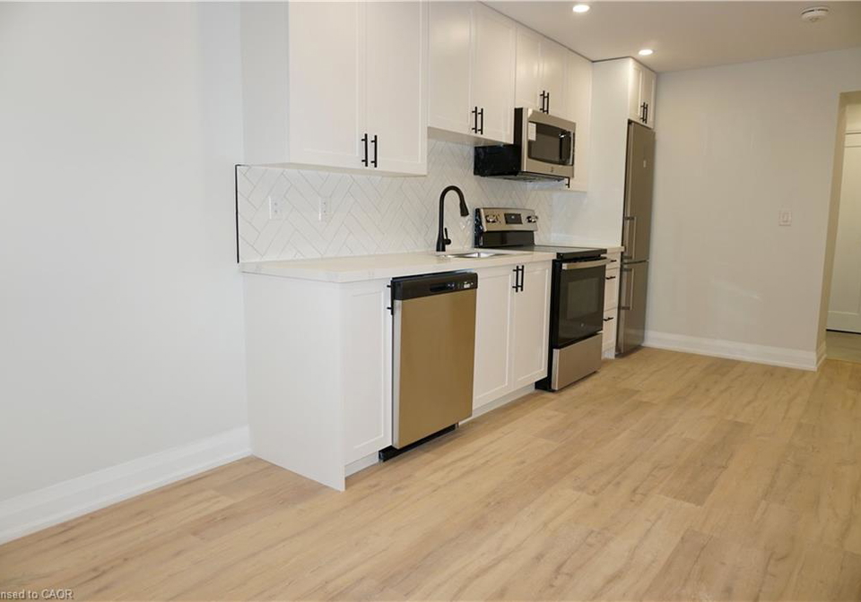 588-barton-street-e-hamilton-ontario-40734122