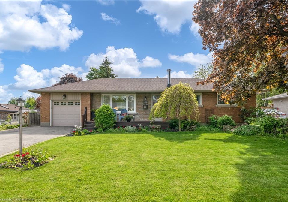 4111-barry-drive-beamsville-ontario-40734126