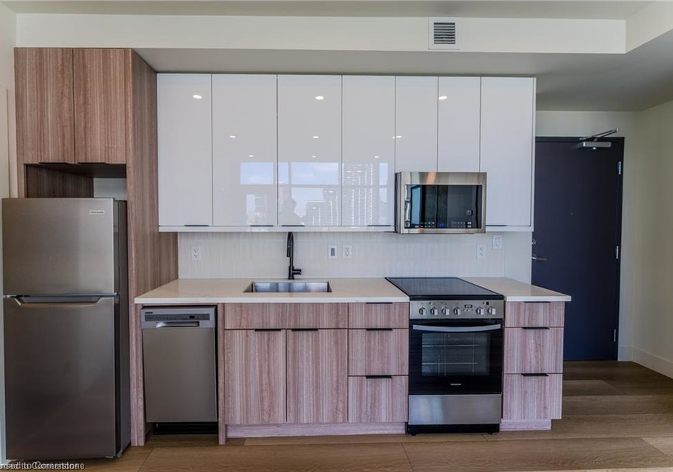 24-augusta-street-hamilton-ontario-40734231