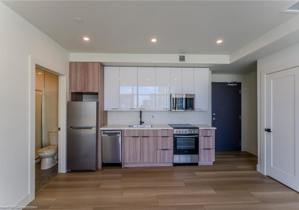 24-augusta-street-hamilton-ontario-40734231