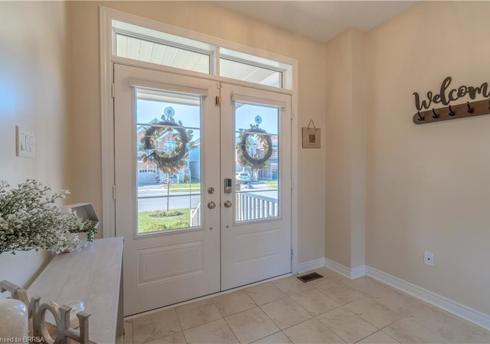 50-barlow-place-paris-ontario-40734261