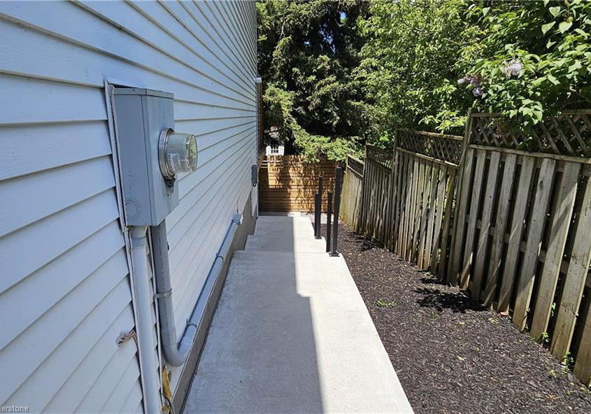14-nith-river-court-ayr-ontario-40734312