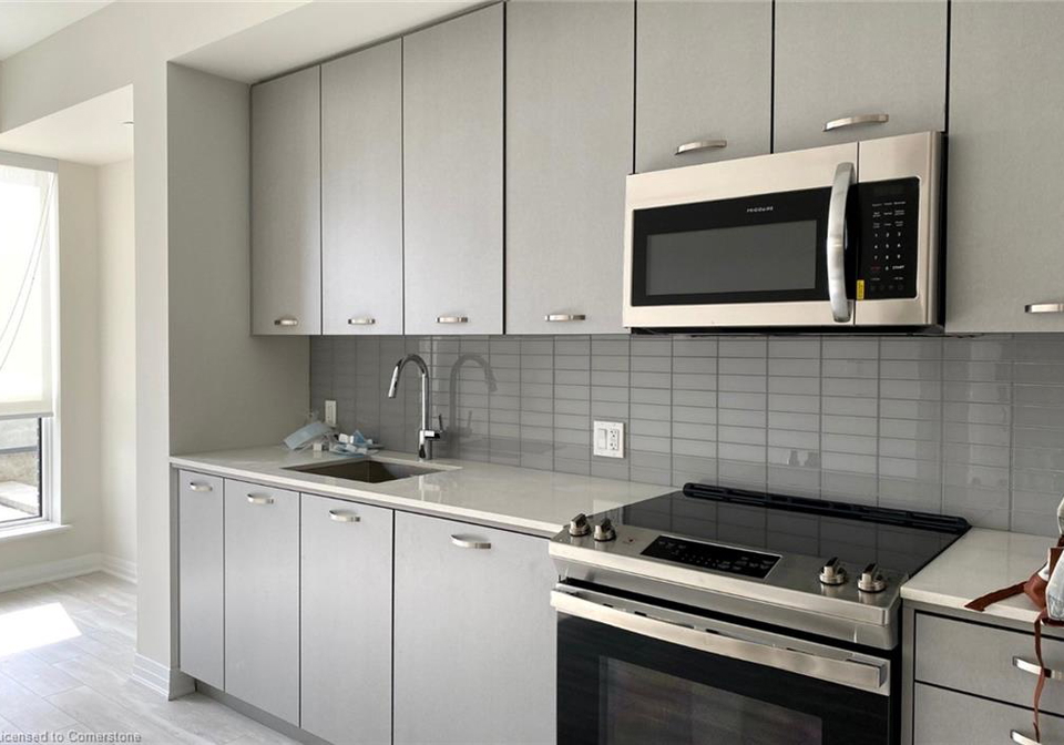 1630-queen-street-e-toronto-ontario-40734526