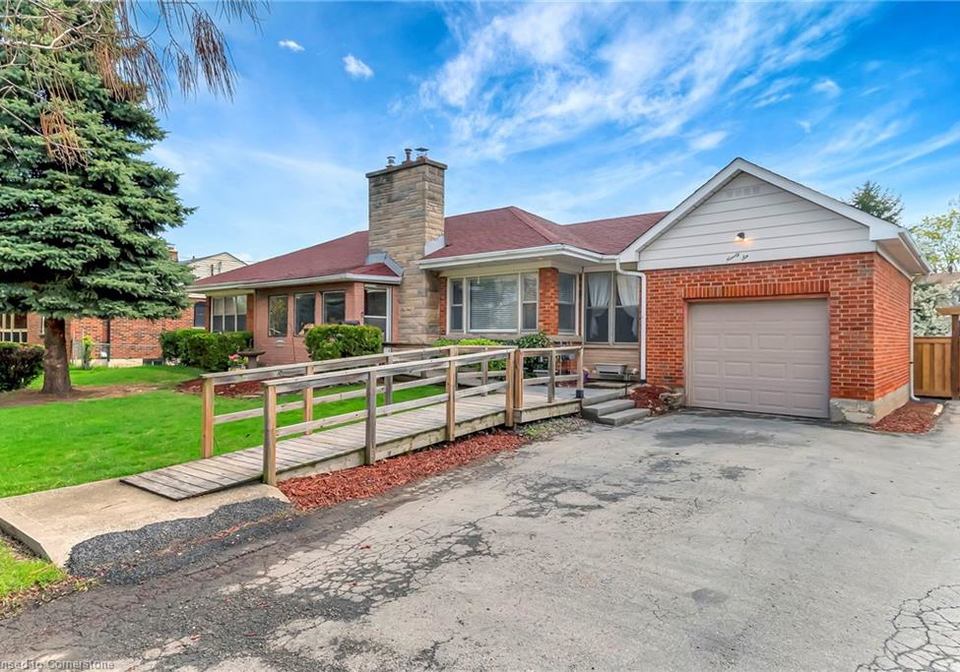 96-gray-road-stoney-creek-ontario-40734579