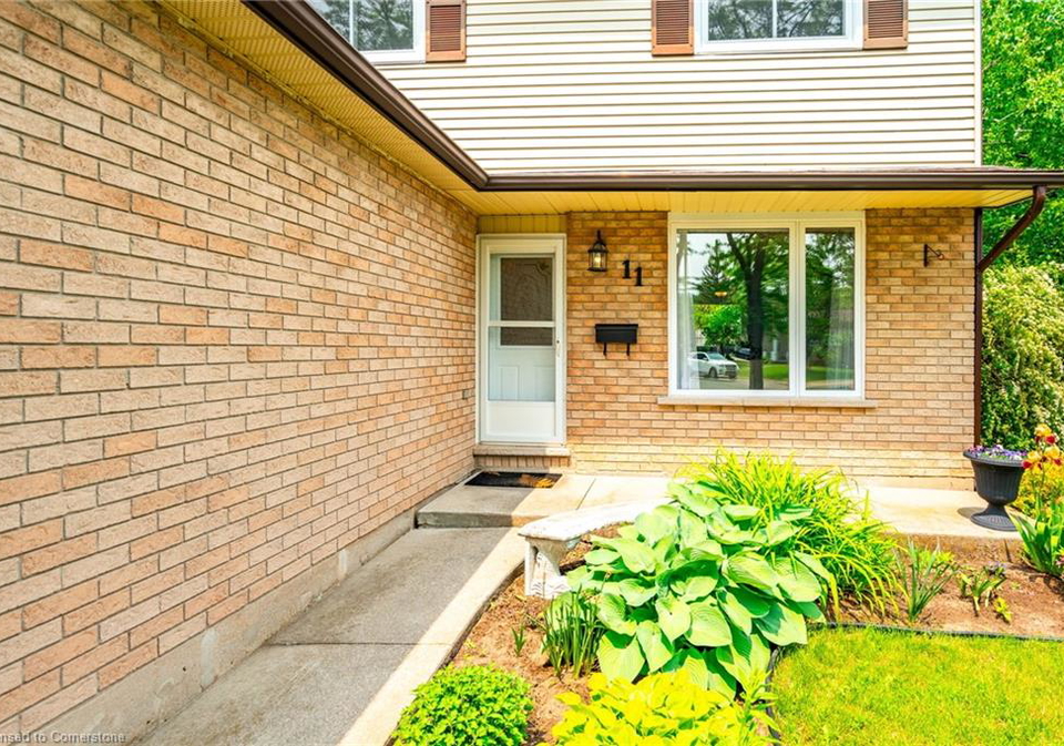 11-pecan-court-stoney-creek-ontario-40734721