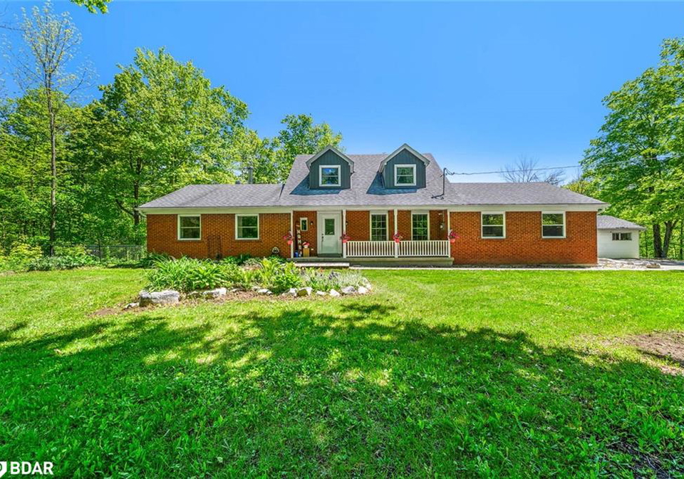 1683-dunns-line-severn-ontario-40734746