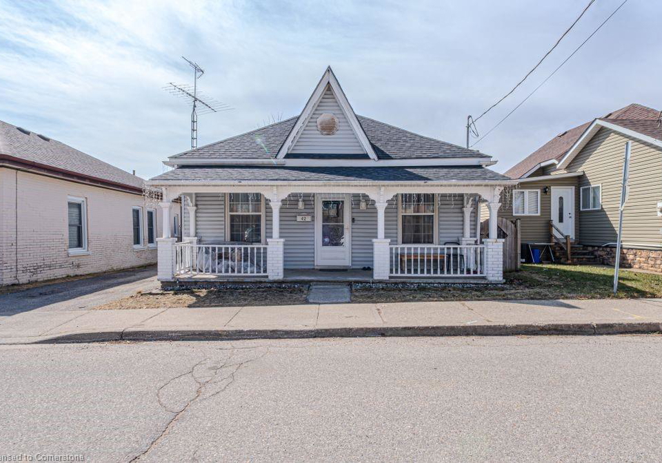42-lawrence-street-brantford-ontario-40734895