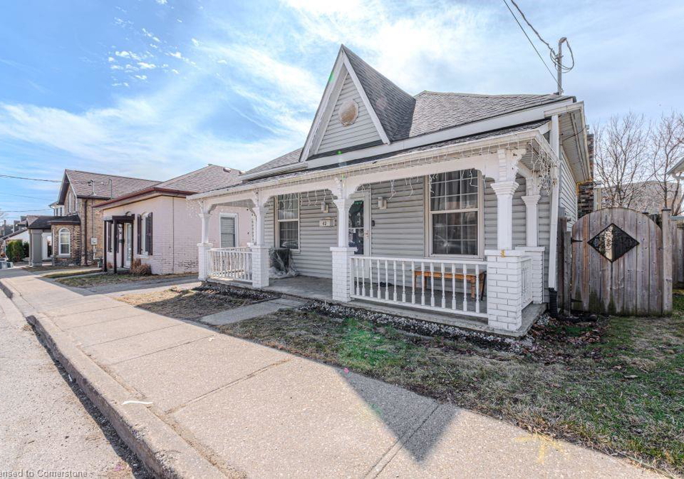 42-lawrence-street-brantford-ontario-40734895
