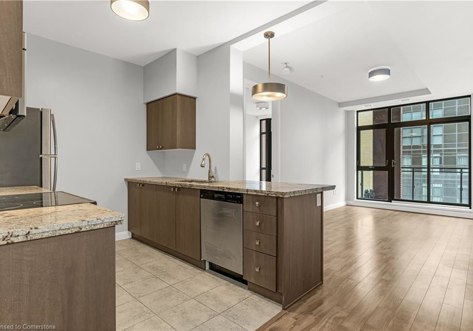112-king-street-east-e-hamilton-ontario-40734968