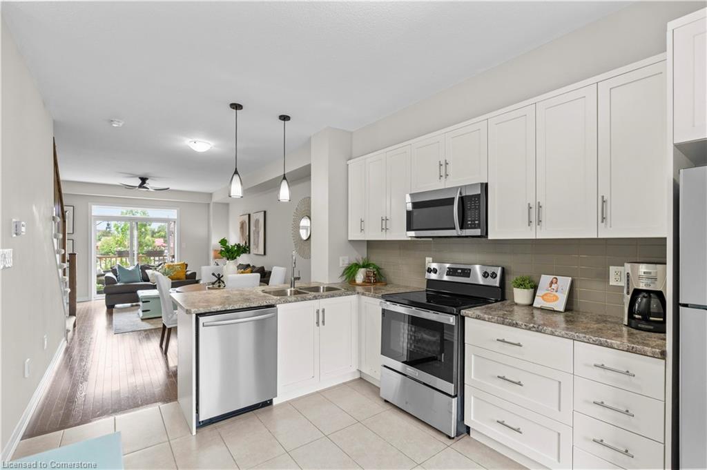 215-dundas-street-e-waterdown-ontario-40734992