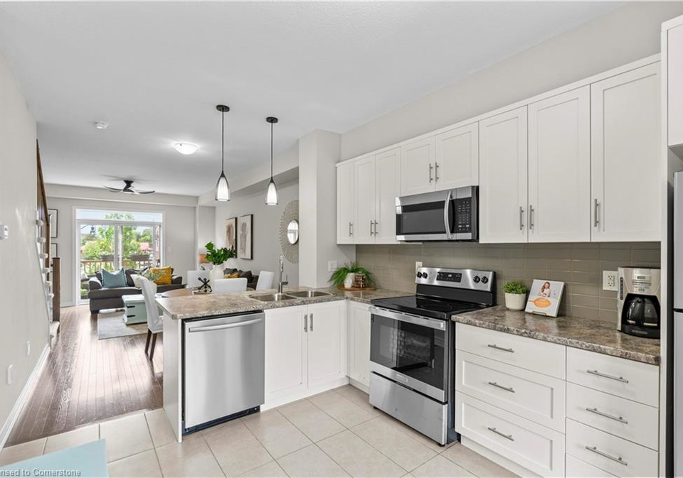 215-dundas-street-e-waterdown-ontario-40734992