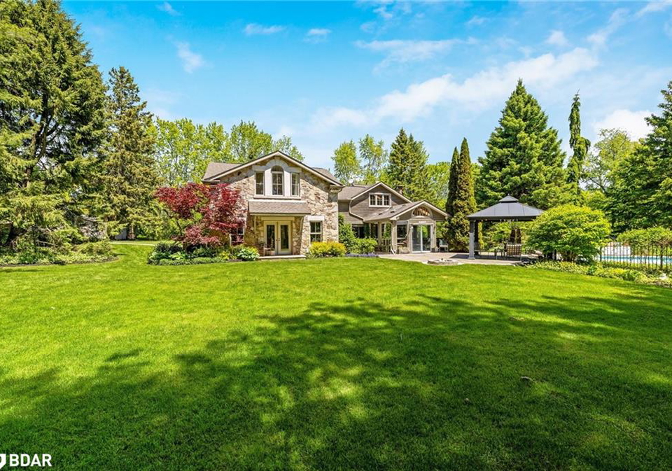 8492-canyon-road-campbellville-ontario-40735106
