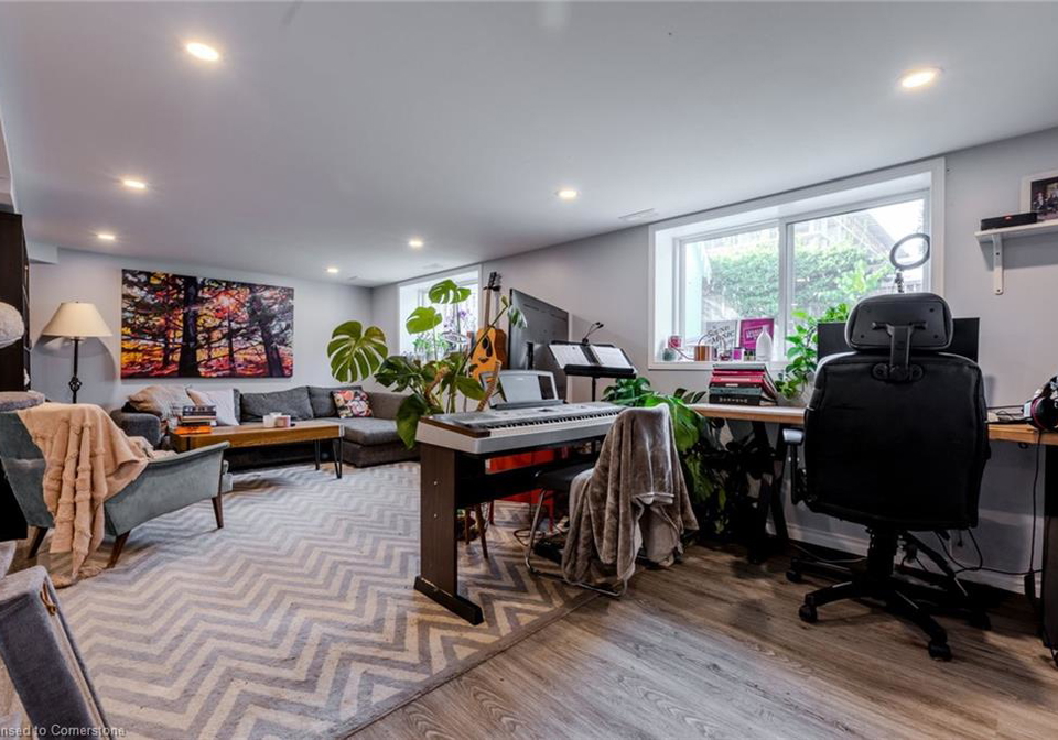 106-east-11th-street-hamilton-ontario-40735165