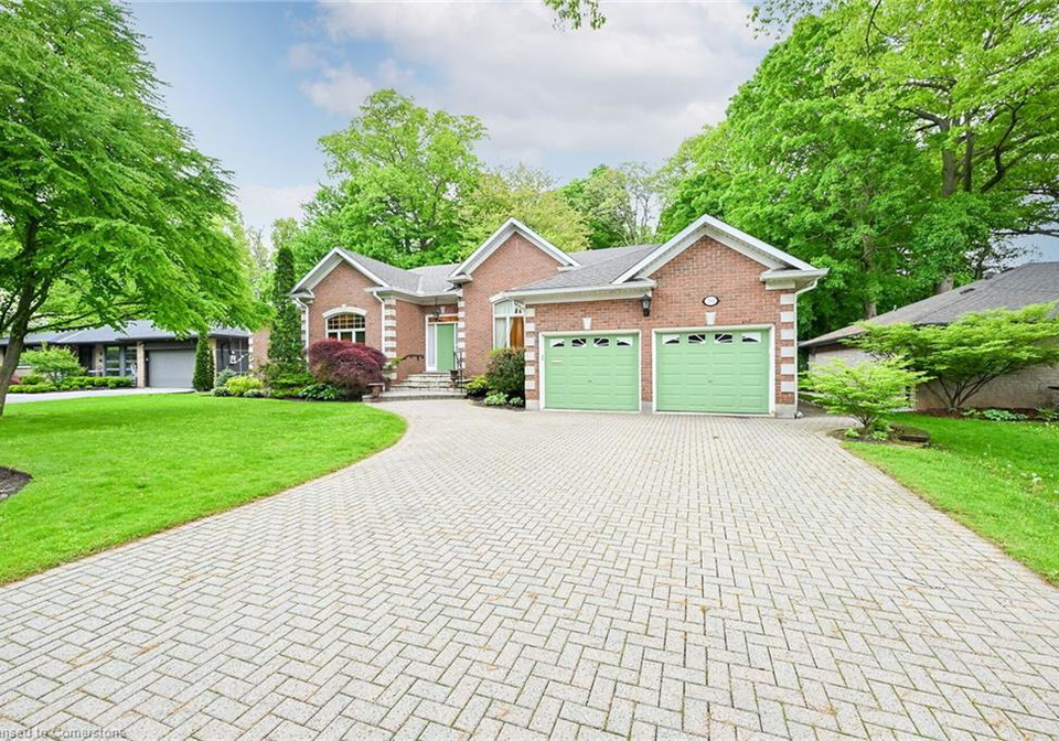253-robina-road-ancaster-ontario-40735166