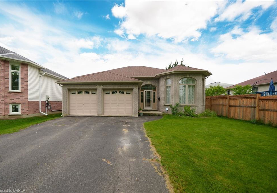 219-balmoral-drive-brantford-ontario-40735181