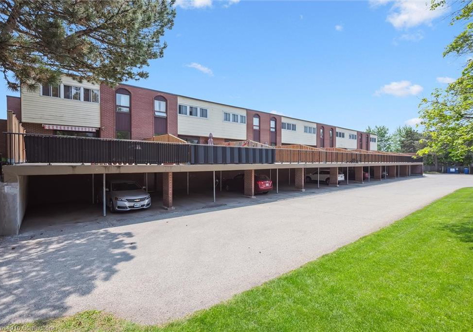 17-gibson-drive-kitchener-ontario-40735188